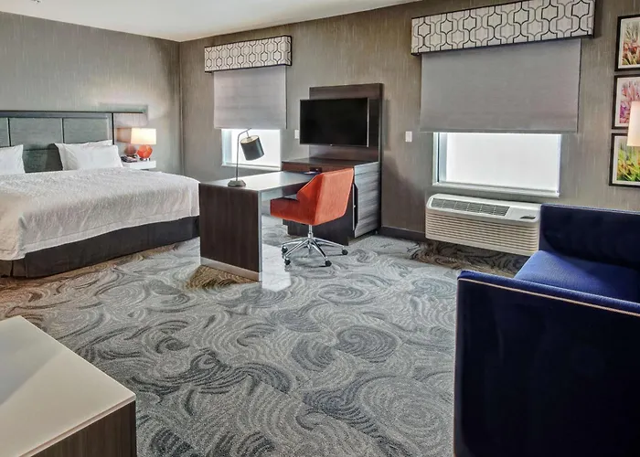 Hampton Inn Fresno Airport
